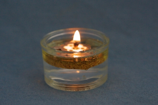 Set aus Glas, Öllicht (runder Schwimmer) und Deckel