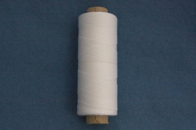 Zwirn auf 50g-Rolle, weiß