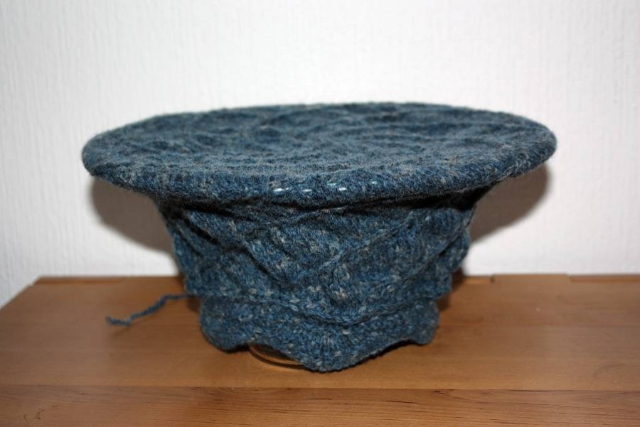 blocking_hat