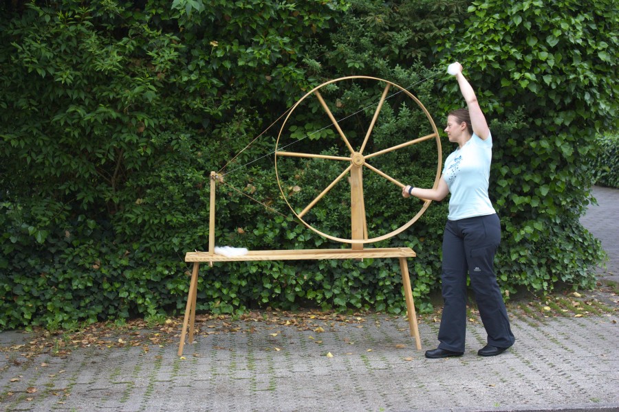 ... and winding it onto the spindle.