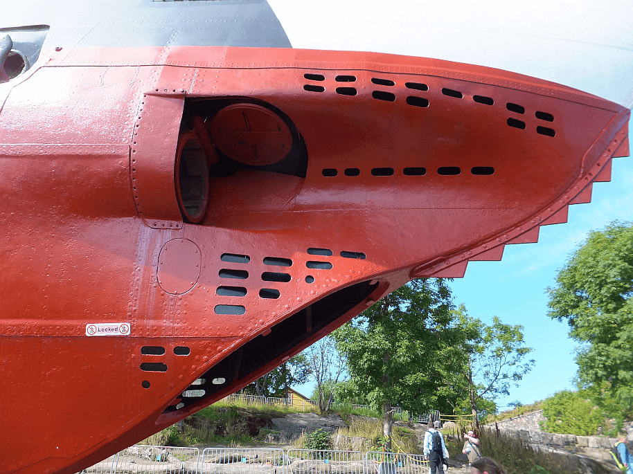 submarine