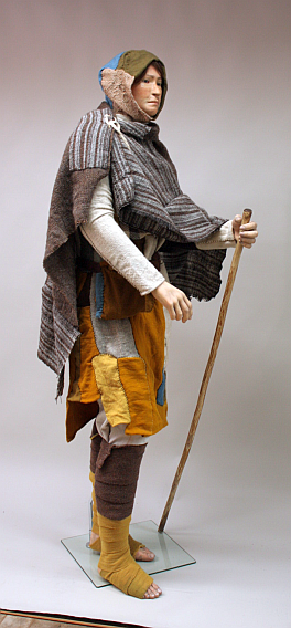 Reconstruction of the garments worn by the bog body found in Bernuthsfeld. Photo Jens Klocke.
